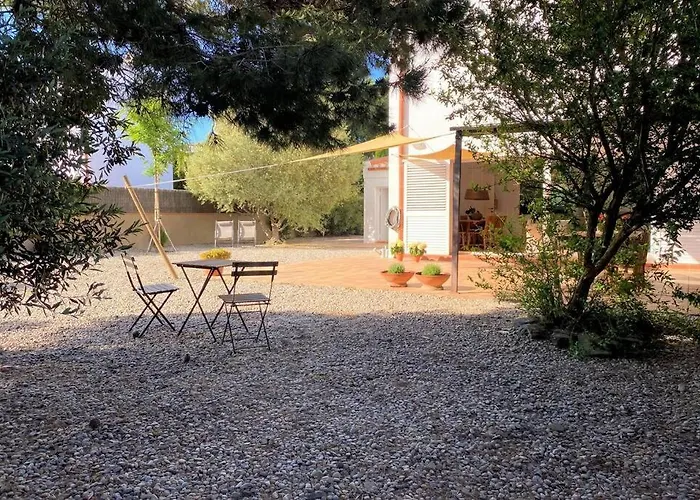 Llebeig -casa Mediterranea Con Gran Jardin Feriehus
